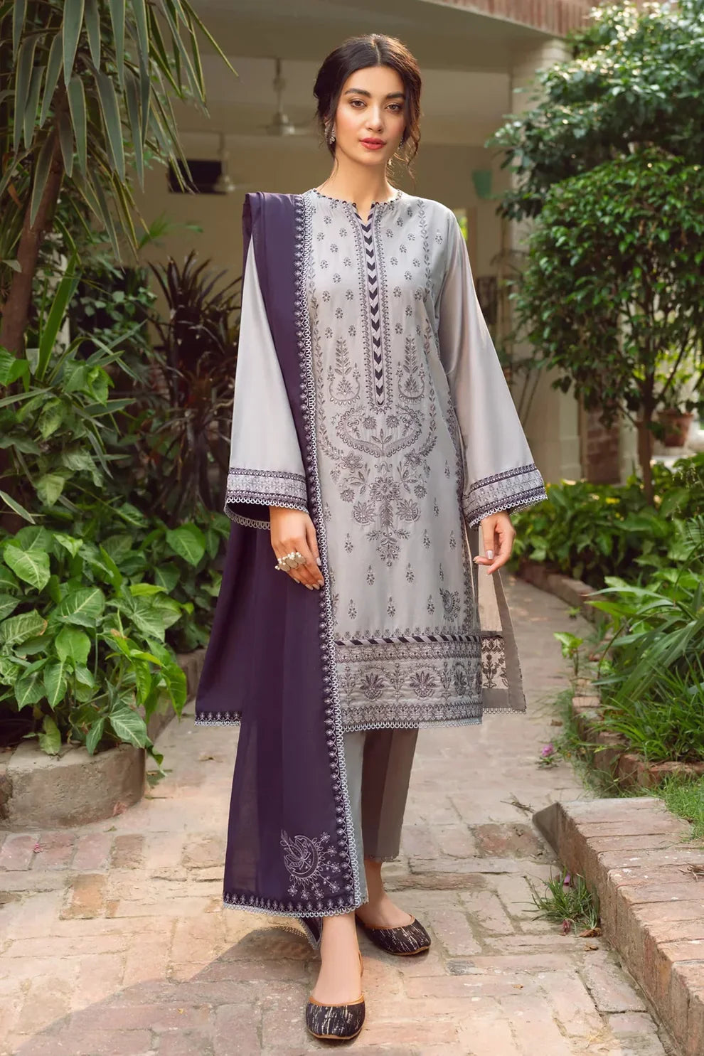 JAZMIN - 3PC DHANAK EMBROIDERED SHIRT WITH BAMBER CHIFFON EMBROIDERD DUPATTA-TANA-2222