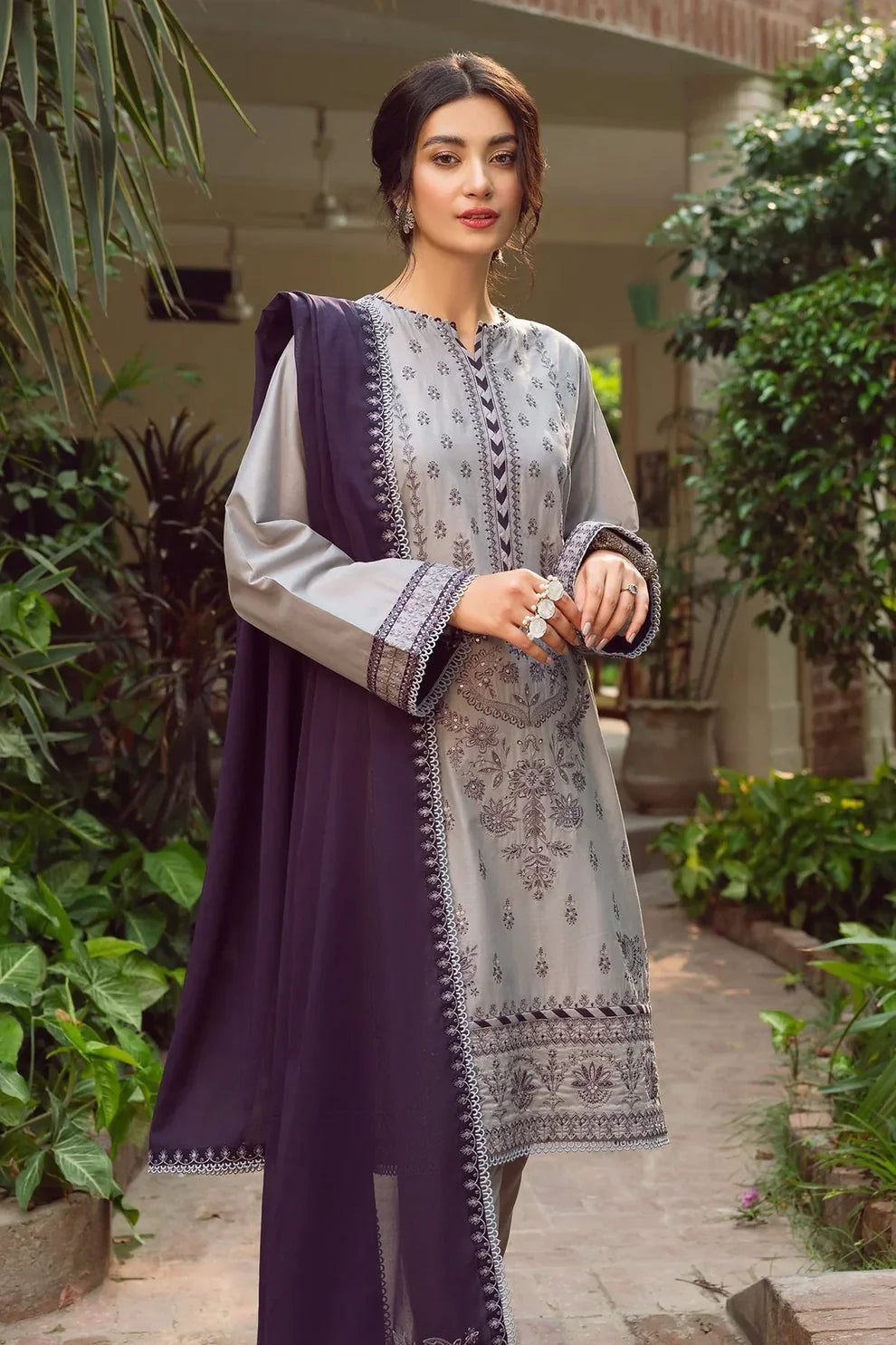 JAZMIN - 3PC DHANAK EMBROIDERED SHIRT WITH BAMBER CHIFFON EMBROIDERD DUPATTA-TANA-2222