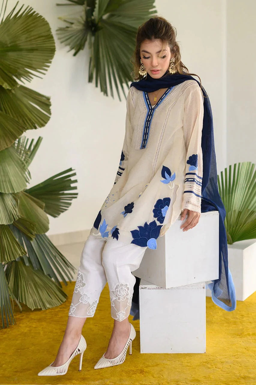 NADIA FAROOQI - 3PC DHANAK EMBROIDERED SHIRT WITH BAMBER CHIFFON DUPATTA-TANA-1530