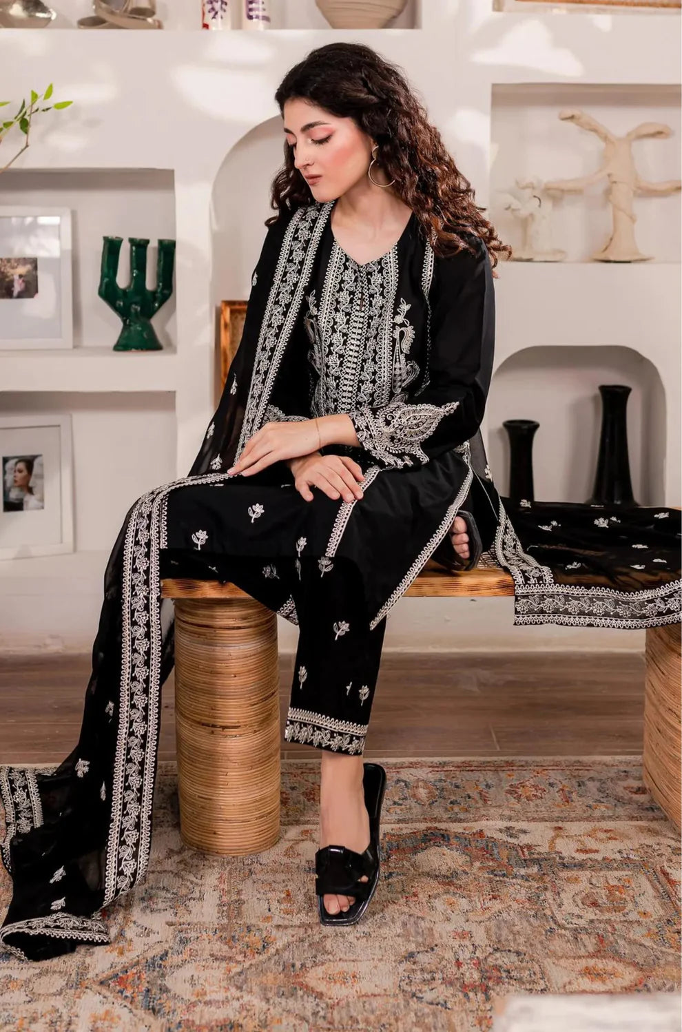 BATIK - 3PC DHANAK EMBROIDERED SHIRT WITH EMBROIDERED ORGANZA DUPATTA AND TROUSER-TANA-1525