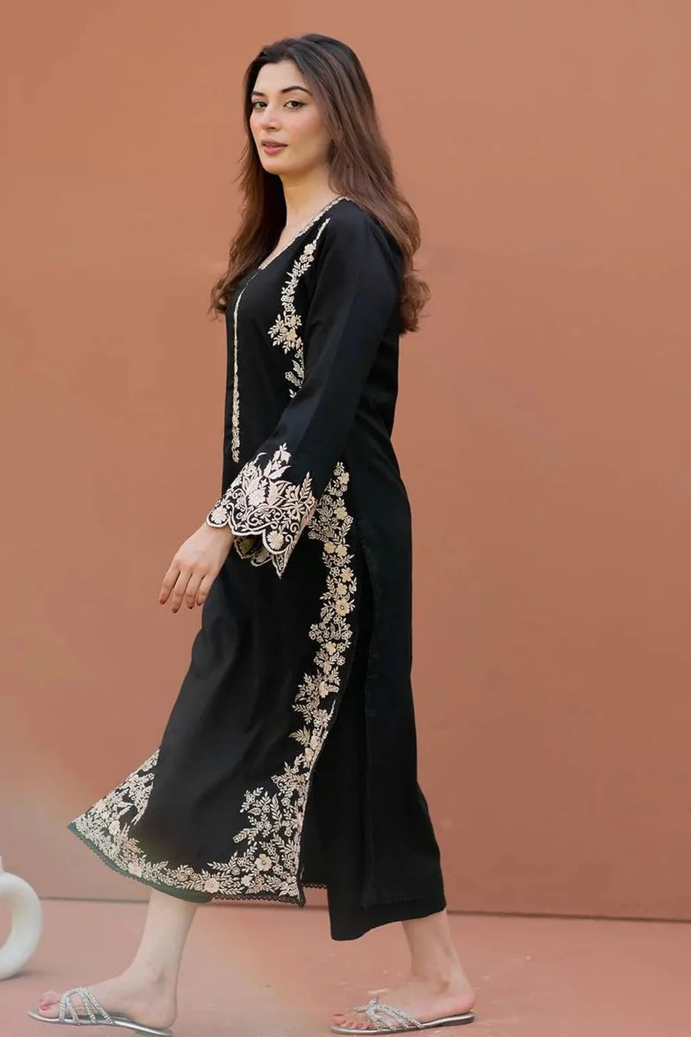 LAJWANTI - 2PC LAWN EMBROIDERED SHIRT WITH TROUSER-TANA-5451