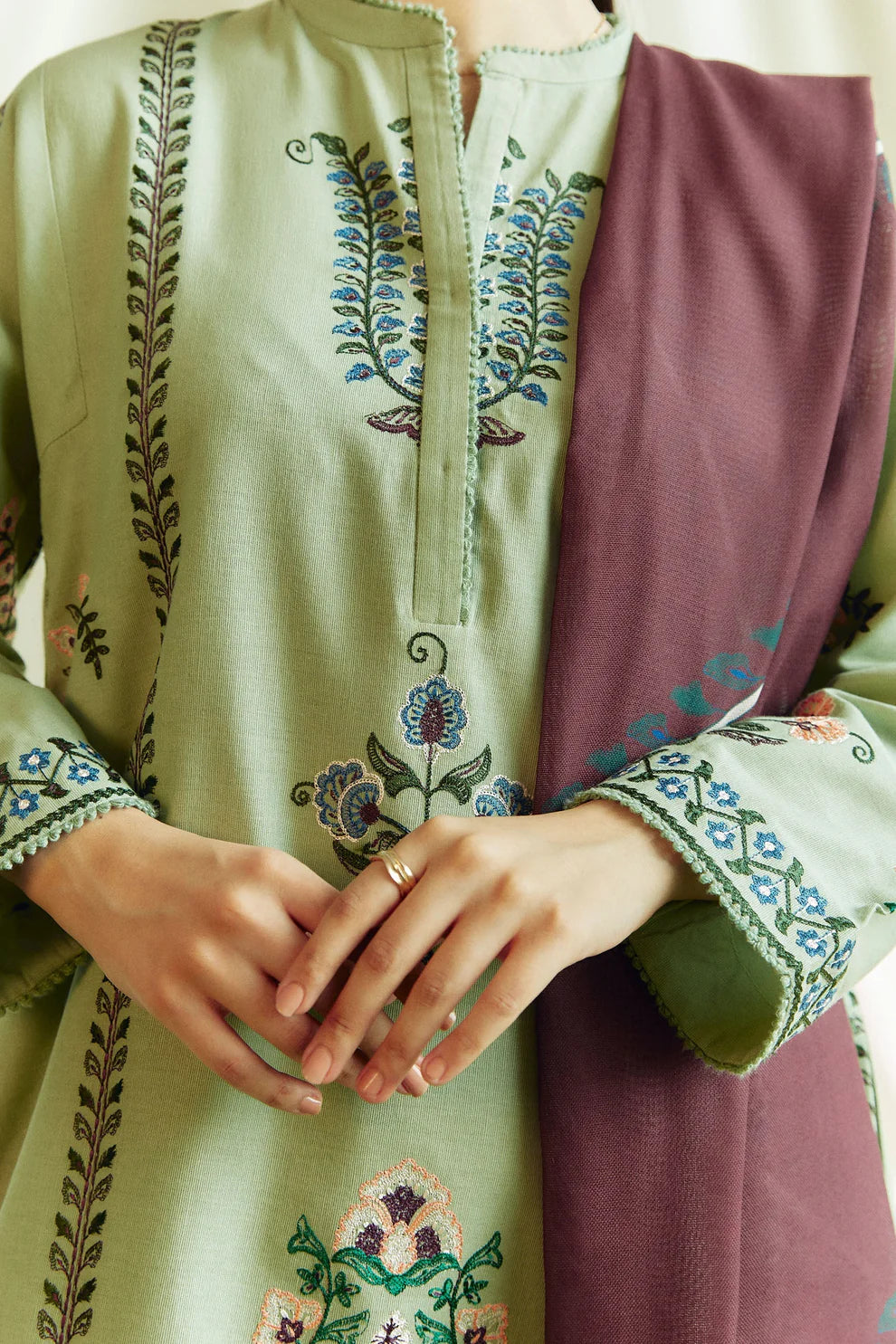 ZARA SHAHJAHAN- 3PC DHANAK EMBROIDERED SHIRT WITH WOOL PRINT SHAWL AND TROUSER-TANA-1725