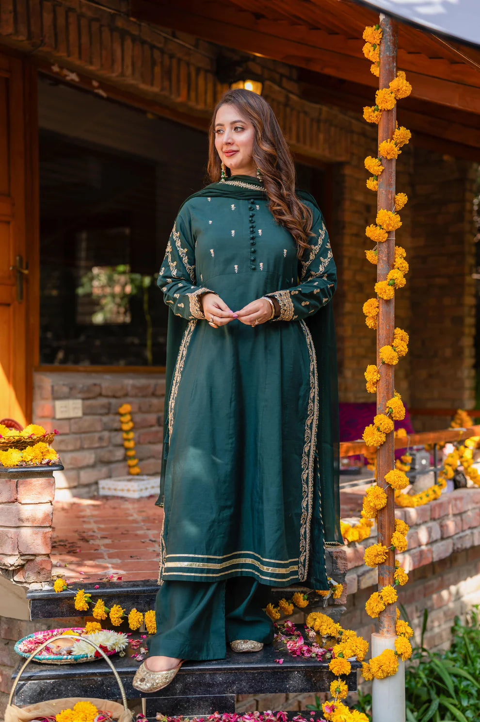 FOR 14TH AGUST-OMAL BY KOMAL- LAWN 3PC EMBROIDERED SHIRT WITH BAMBER CHIFFON EMBROIDERED DUPATTA WITH TROUSER-TANA-4090