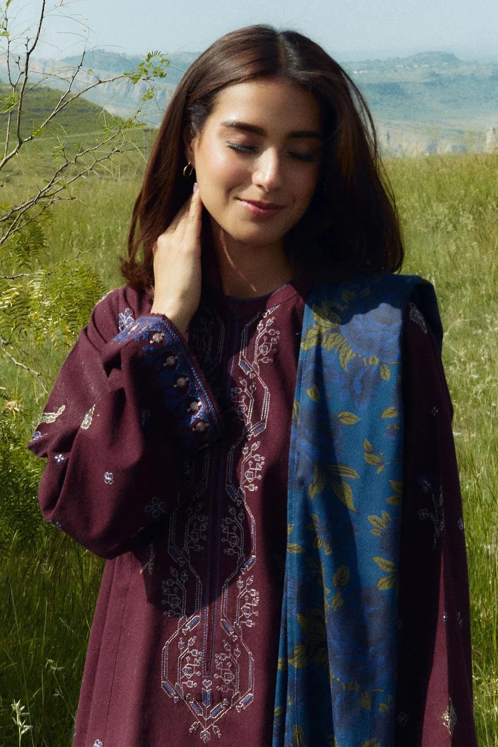 ZARA SHAHJAHAN- 3PC DHANAK EMBROIDERED SHIRT WITH WOOL PRINT SHAWL AND TROUSER-TBF-1761