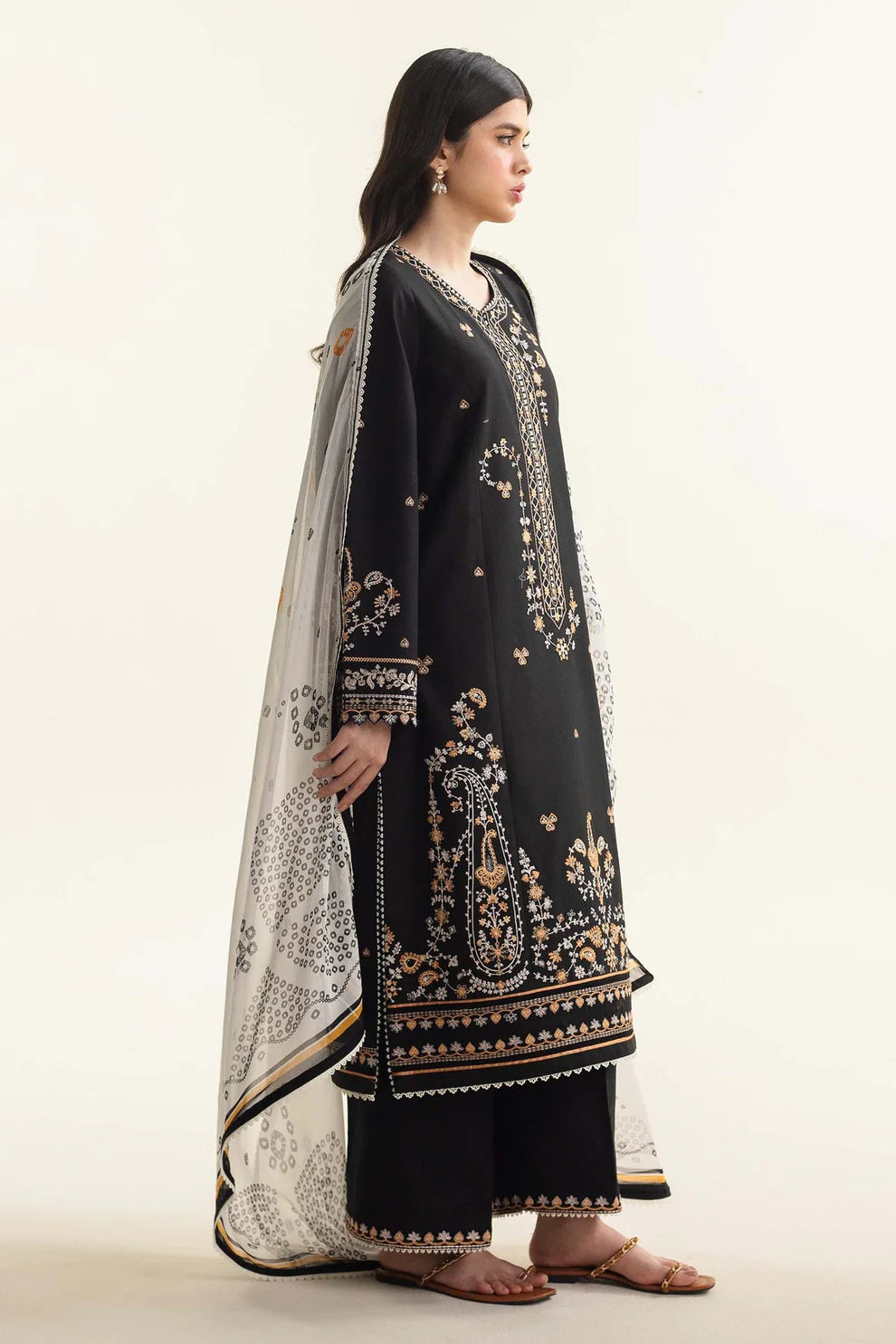 ZAHRA SHAHJAHAN- 3PC LAWN EMBROIDERED SHIRT WITH DIAMOND PRINT DUPATTA- TANA-5254