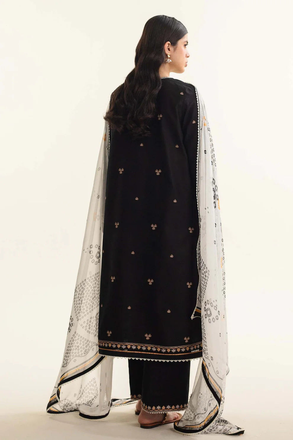 ZAHRA SHAHJAHAN- 3PC LAWN EMBROIDERED SHIRT WITH DIAMOND PRINT DUPATTA- TANA-5254