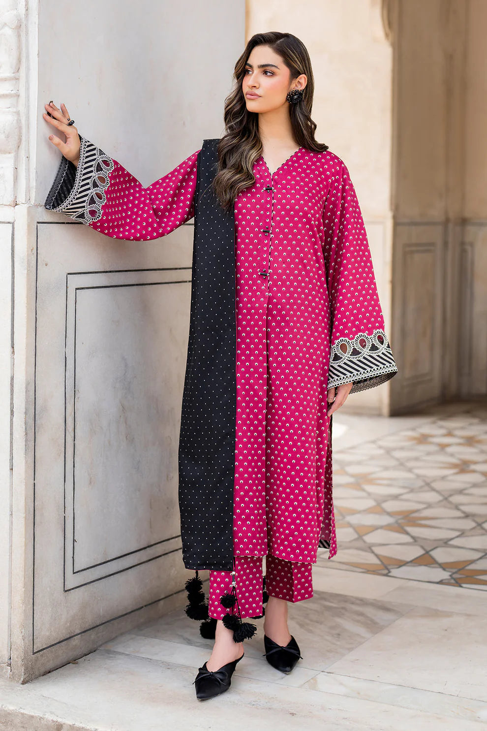 CHARIZMA- 3PC KARANDI PRINTED SHIRT WITH KARANDI PRINTED DUAPTTA AND TROUSER-TANA-1712