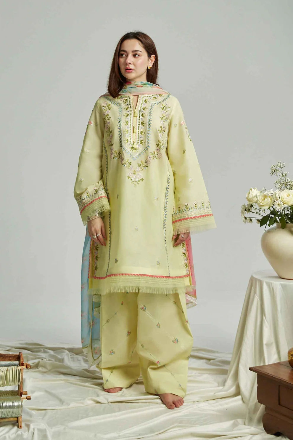 ZAHRA SHAHJAHAN- 3PC LAWN CHIKENKARI EMBROIDERED SHIRT WITH ORGANZA PRINT DUPATTA0-TANA-5230