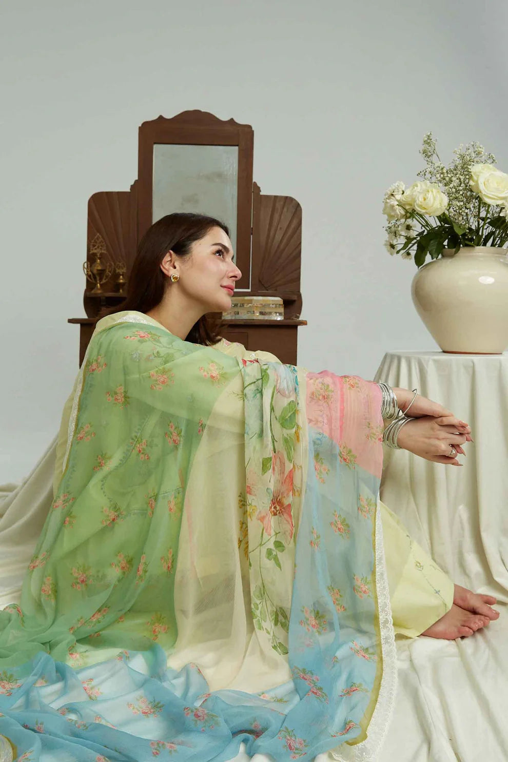 ZAHRA SHAHJAHAN- 3PC LAWN CHIKENKARI EMBROIDERED SHIRT WITH ORGANZA PRINT DUPATTA0-TANA-5230