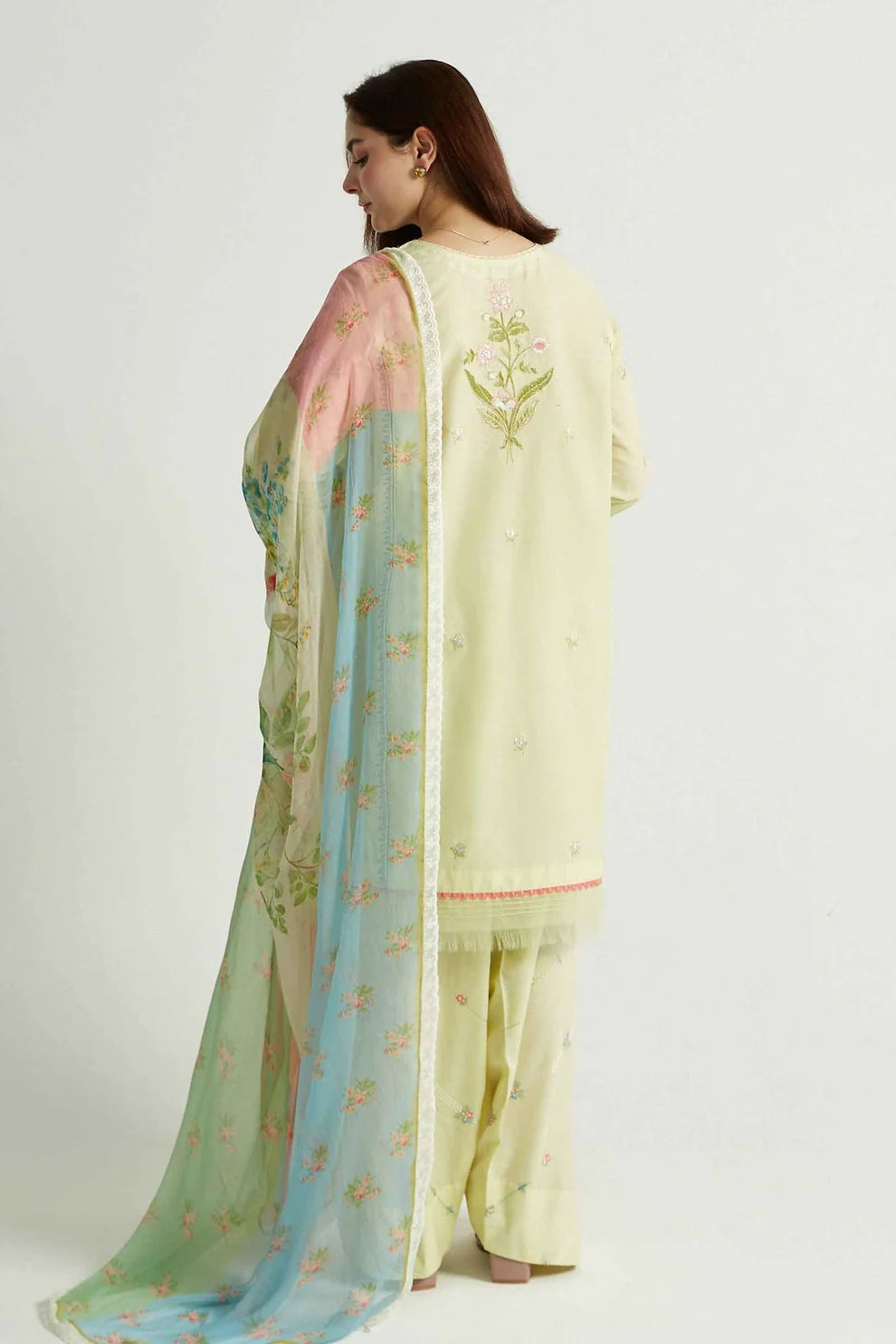 ZAHRA SHAHJAHAN- 3PC LAWN CHIKENKARI EMBROIDERED SHIRT WITH ORGANZA PRINT DUPATTA0-TANA-5230