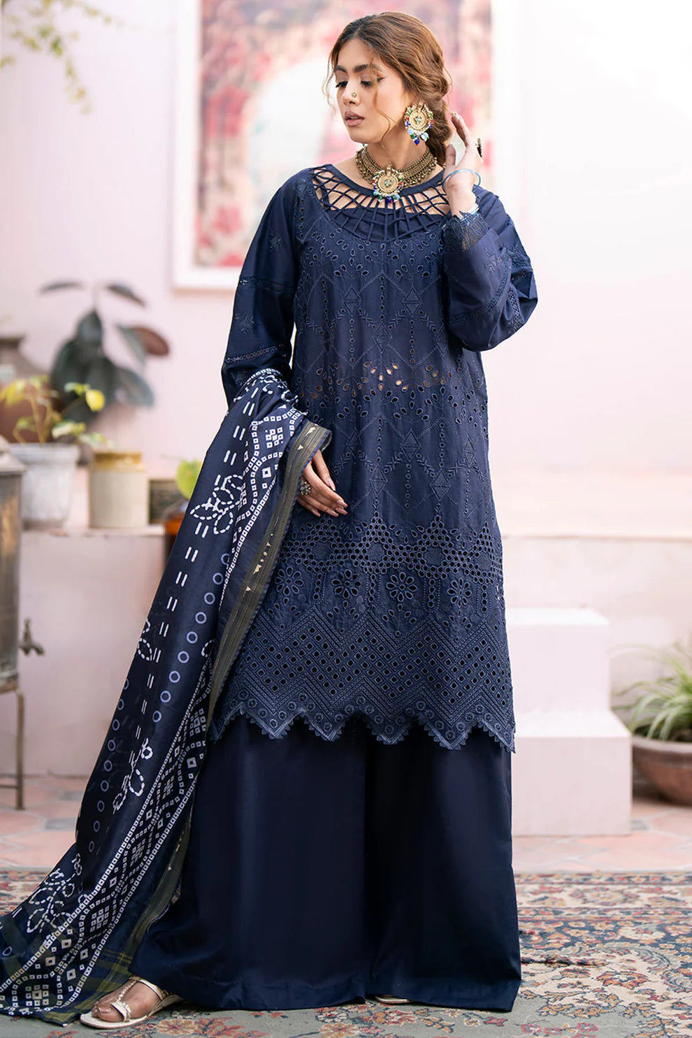 MAHNUR-3PC CHIKENKARI LAWN EMBROIDERED WITH DAIMOND PRINT DUPATTA-TANA-5246