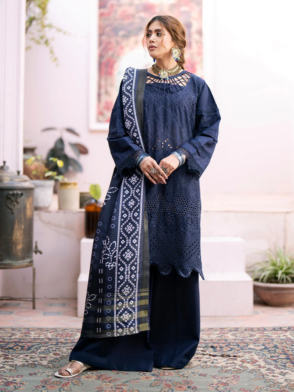 MAHNUR-3PC CHIKENKARI LAWN EMBROIDERED WITH DAIMOND PRINT DUPATTA-TANA-5246