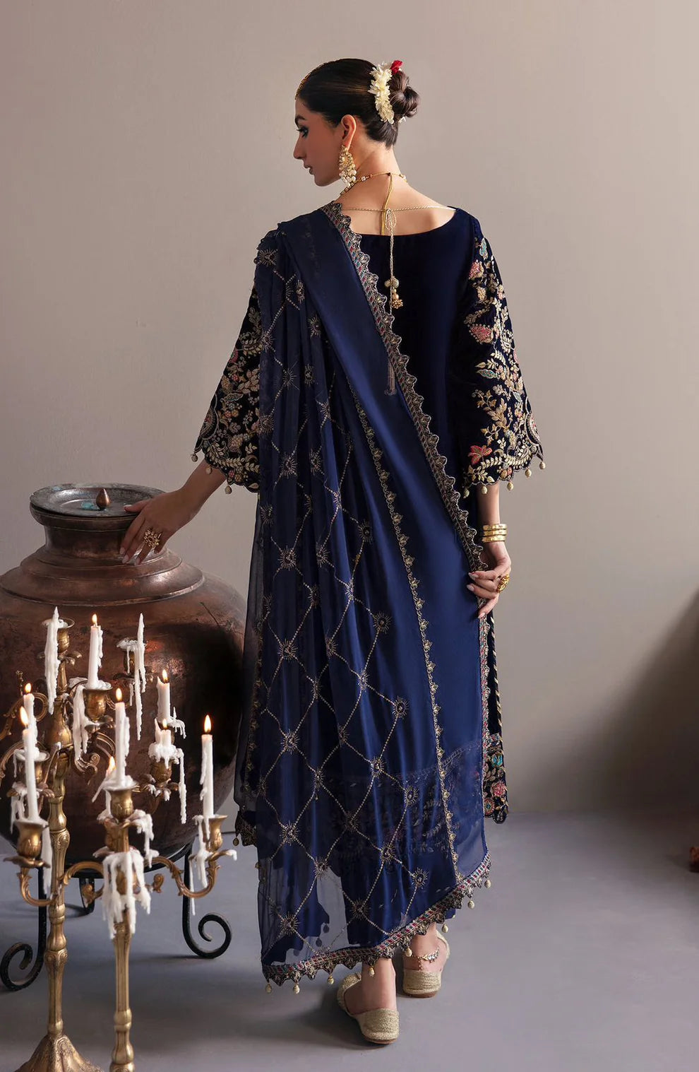 JAZMIN -VELVET 3PC-SEQUENCE EMBROIDERED WORK SHIRT WITH CHIFFON HEAVY SEQUANCE EMBROIDERED DUPATTA-TANA-D-1 -VELVET