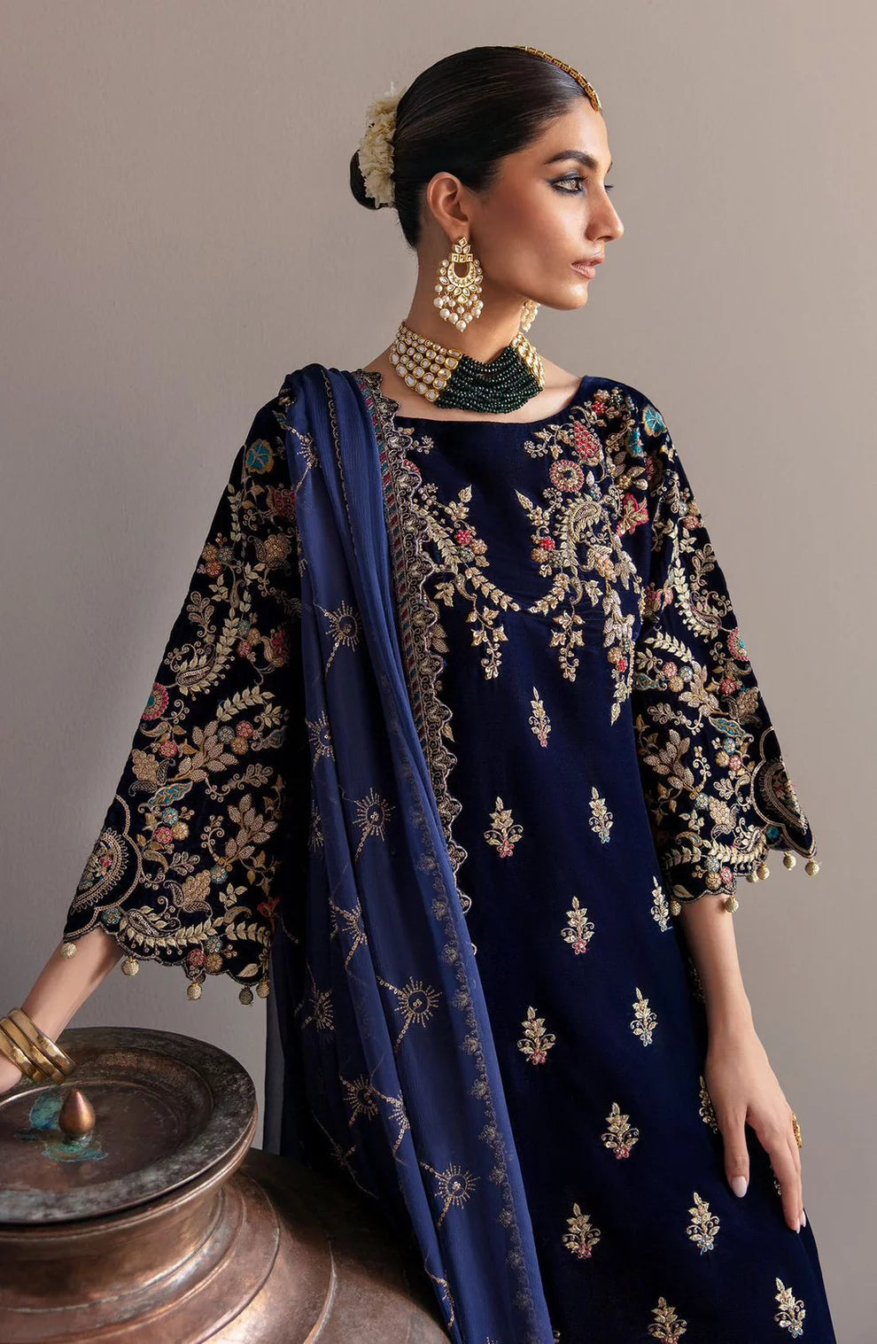 JAZMIN -VELVET 3PC-SEQUENCE EMBROIDERED WORK SHIRT WITH CHIFFON HEAVY SEQUANCE EMBROIDERED DUPATTA-TANA-D-1 -VELVET