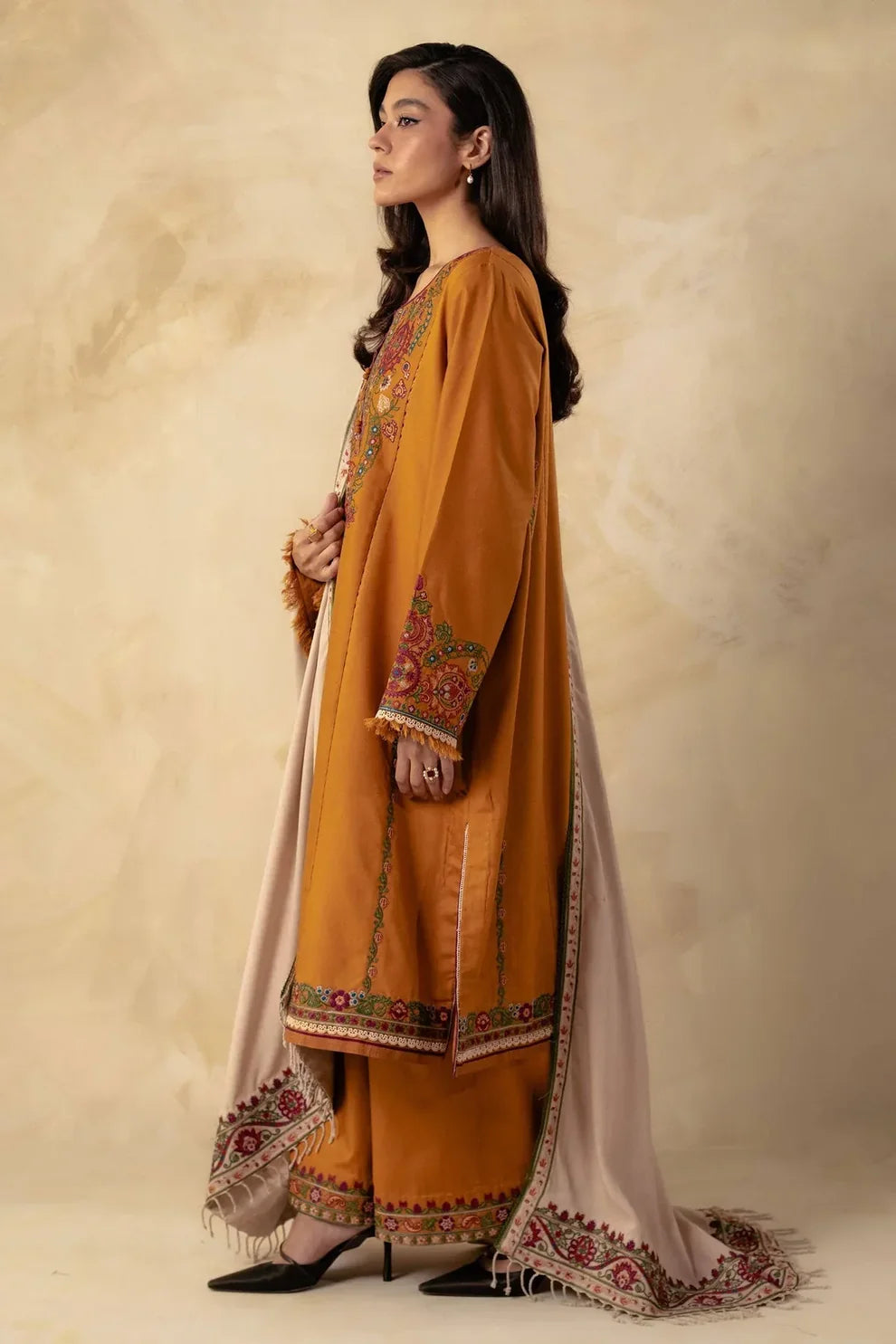 ZARA SHAHJAHAN - 3PC DHANAK EMBROIDERED SHIRT WITH DHANAK EMBROIDERED SHAWL AND TROUSER-TANA-1540