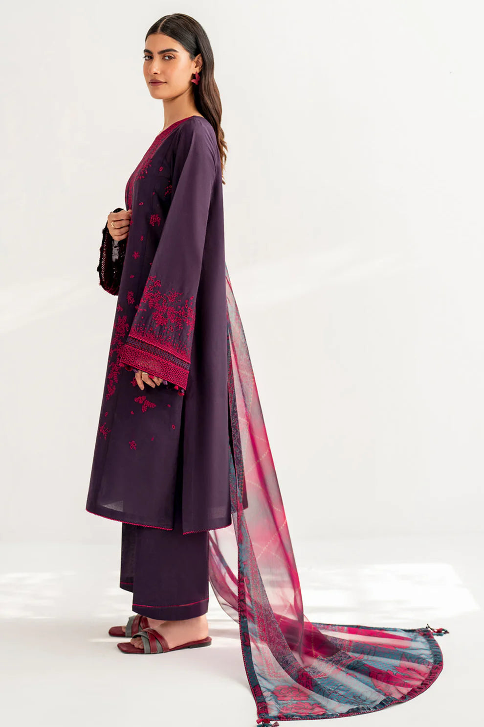 JAZMIN-3PC LAWN EMBROIDERED SHIRT WITH ORGANZA PRINT DUPATTA & TROUSER-TANA-5201