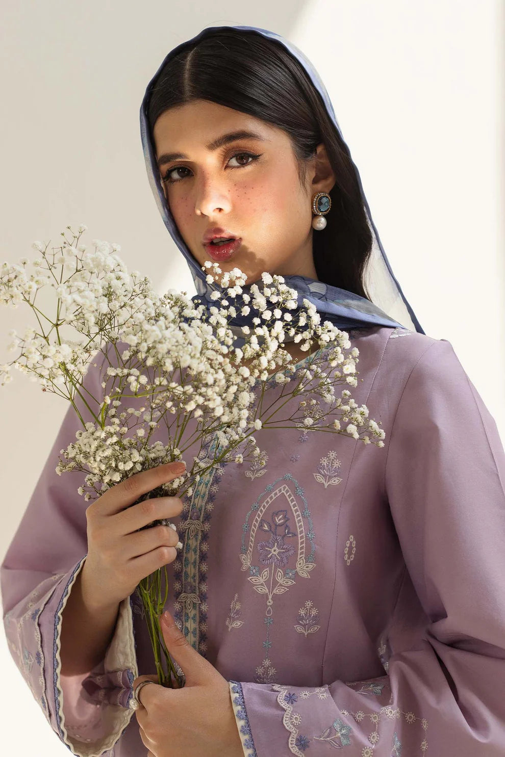 ZAHRA SHAHJAHAN- 3PC LAWN EMBROIDERED SHIRT WITH ORGANZA EMBROIDERED DUPATTA- TANA-5253