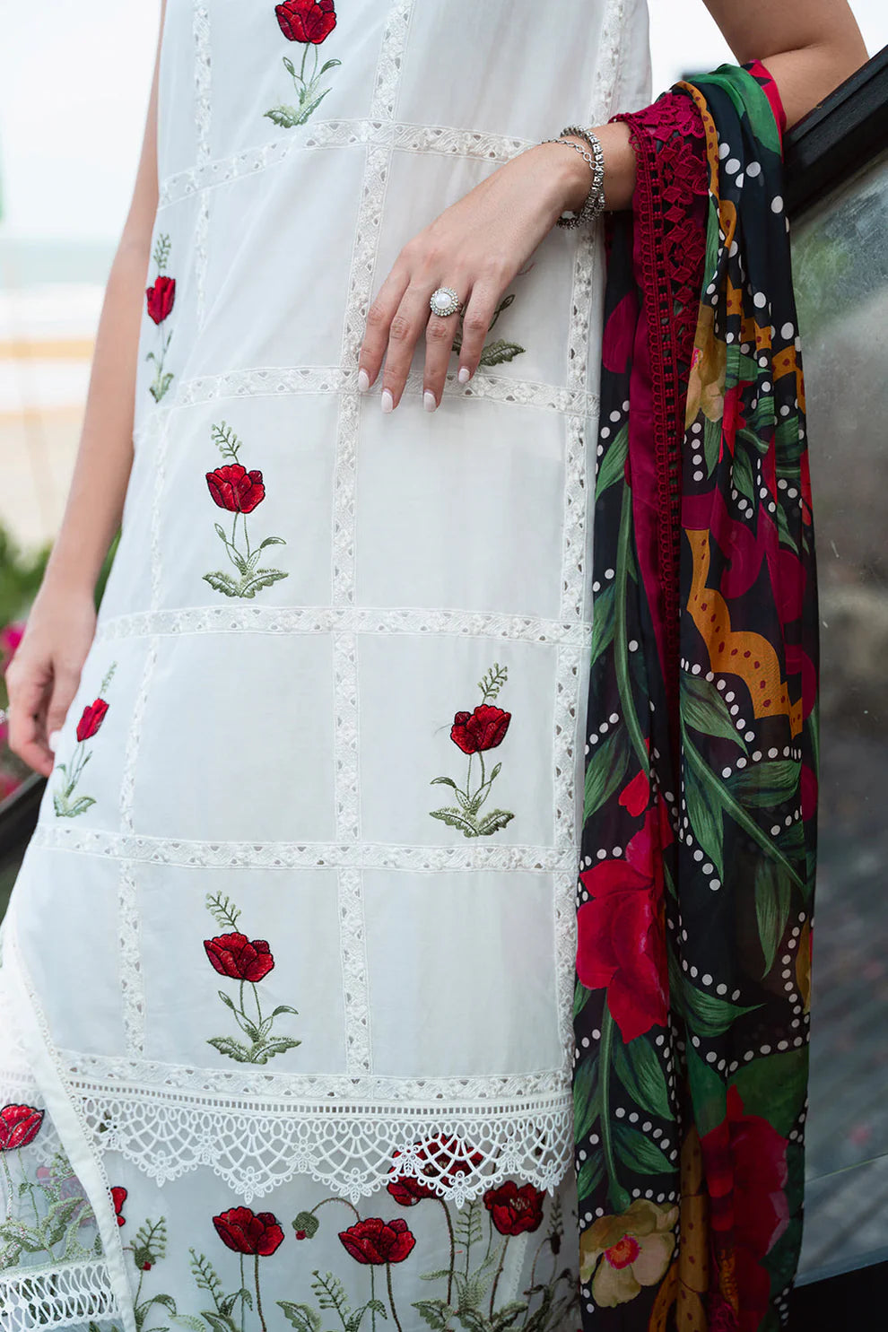 SAIRA- 3PC LAWN EMBROIDERED SHIRT WITH DIAMOND PRINT DUPATTA AND TROUSER-TANA-5278