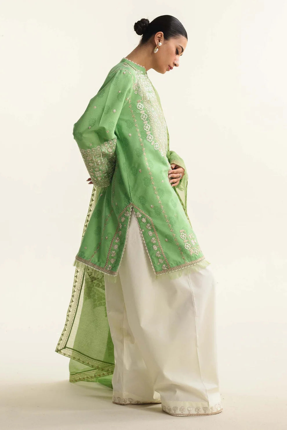 ZAHRA SHAHJAHAN- 3PC LAWN EMBROIDERED SHIRT WITH DIAMOND PRINT DUPATTA- TANA-5259