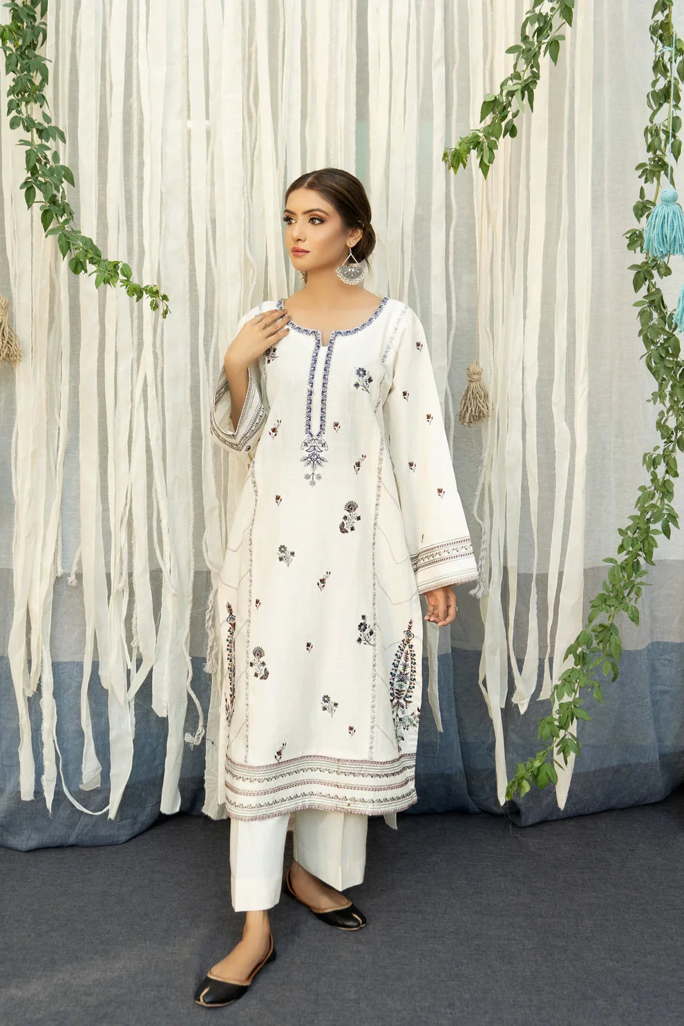 URGE - 3PC DHANAK EMBROIDERED SHIRT WITH COUTURE WOOL SHAWL AND TROUSER-TANA-1512