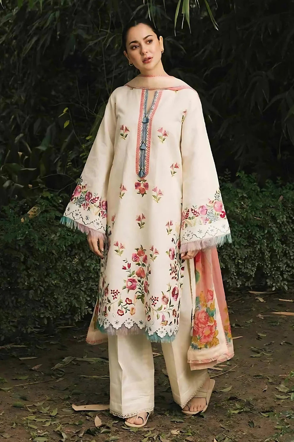 ZAHRA SHAHJAHAN- 3PC DHANK EMBROIDERED SHIRT WITH COUTURE WOOL SHAWL-TANA-1598