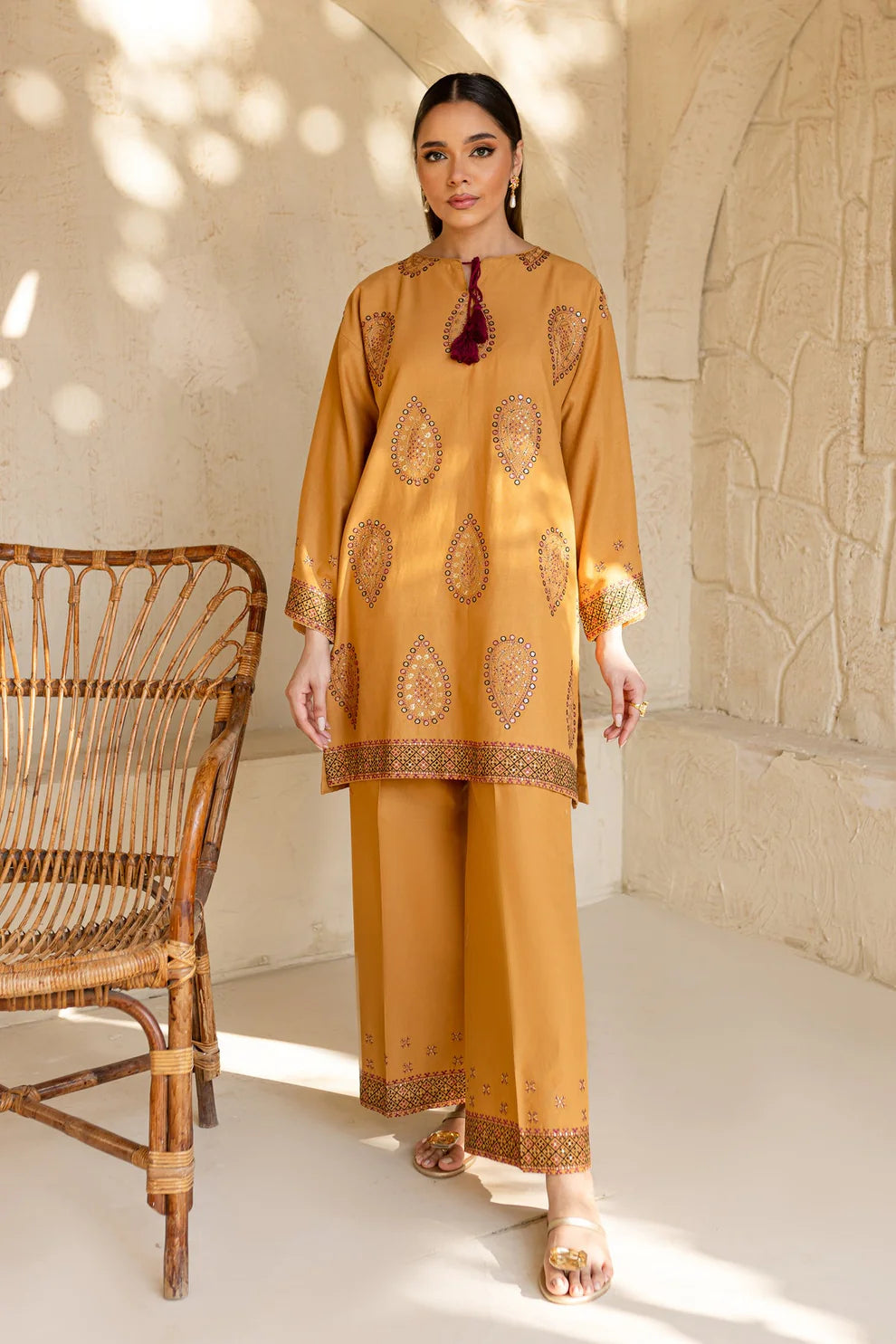 ZARA SHAHJAHAN-2PC DHANAK EMBROIDRED SHIRT WITH AND EMBROIDRED TROUSER-TANA-1744