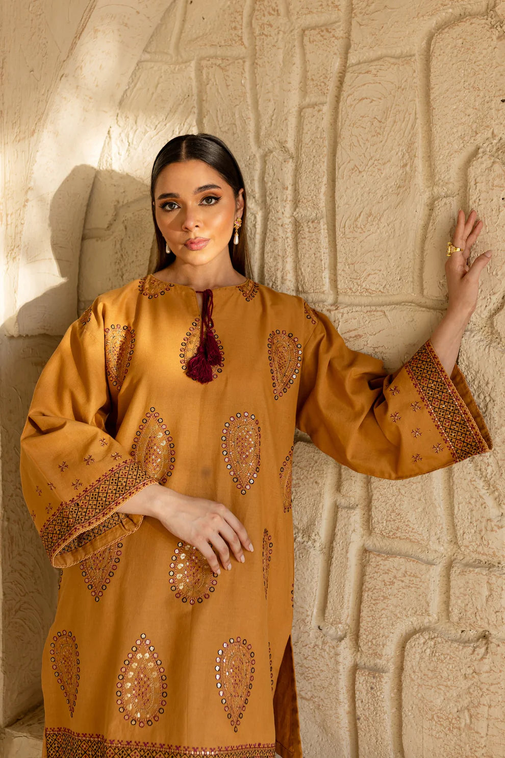 ZARA SHAHJAHAN-2PC DHANAK EMBROIDRED SHIRT WITH AND EMBROIDRED TROUSER-TANA-1744