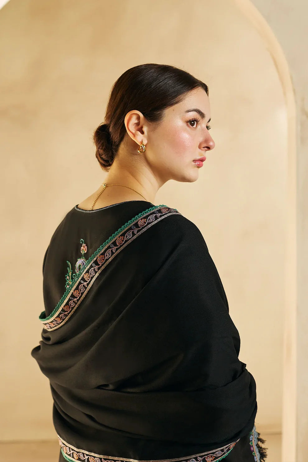 ZARA SHAH JAHAN- 3PC DHANAK EMBROIDERED SHIRT DHANAK EMBROIDERED SHAWL AND TROUSER-TANA-1540-BLACK