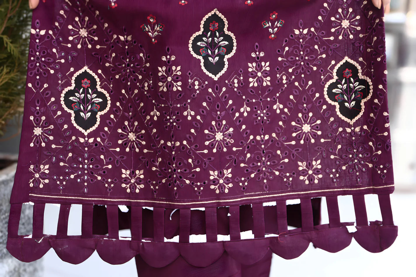 3PC KHADDAR CUTWORK EMBROIDERED SHIRT WITH KASHMIRI JACQUARD WOOL SHAWL-TBF- 1814